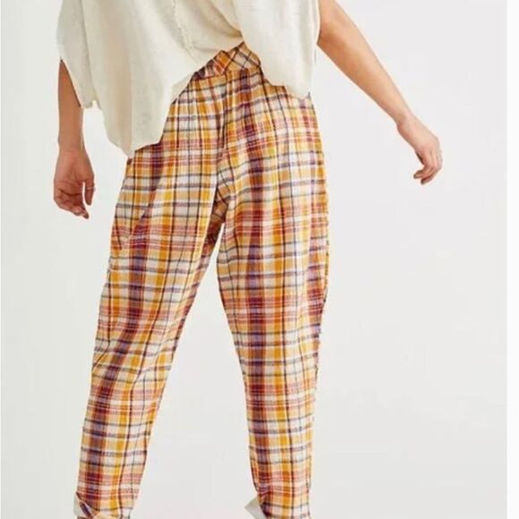 *NEW Free People Make A Stand Trouser size XS,S
NWT - Picture 5 of 11